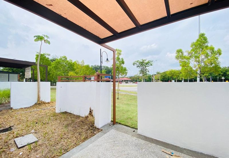 Duta Villa, Presint 14