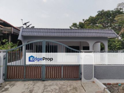 Fully Renovated Single Storey Terrace Endlot Seksyen 17 Shah Alam, Selangor, Shah Alam