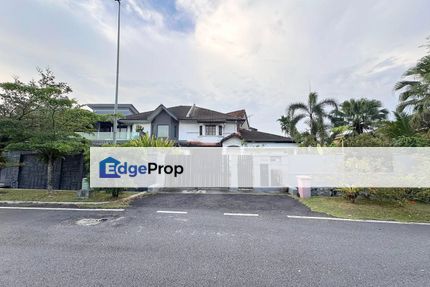Double Storey Semi D House Seksyen 8 Kota Damansara with Huge Land, Selangor, Kota Damansara