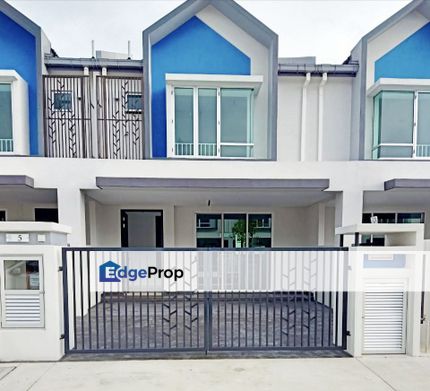 Newly House Double Storey Terrace Serenia City Kota Warisan Sepang, Selangor, Sepang
