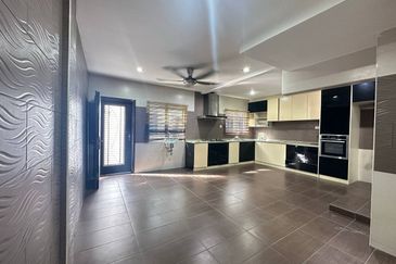 Jalan SP 4 @ Bandar Saujana Putra