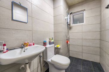 Canopy Hills Apartment