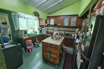 Taman Pinggiran Batu Caves