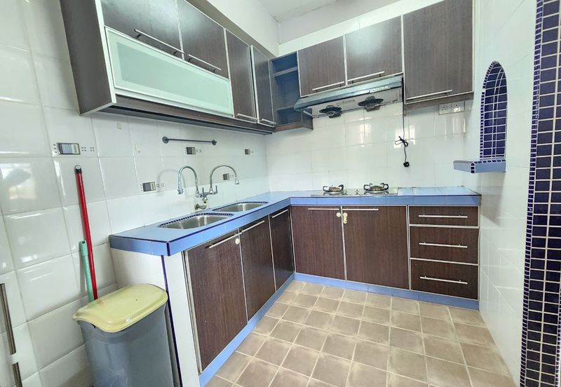 Flat Taman Segar Perdana