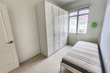 Flat Taman Segar Perdana