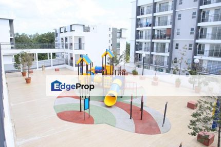 Fully Furnished Freehold Puncak Hijauan Condominium Near UKM Bangi, Selangor, Bangi