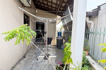 Bandar Tun Hussein Onn