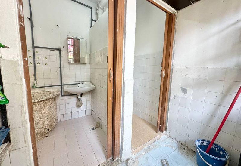 Blok E Flat Desa Pandan KL