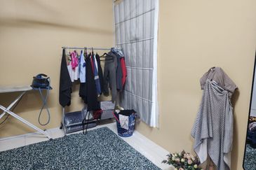 Puncak Hijauan (Hijauan Heights)