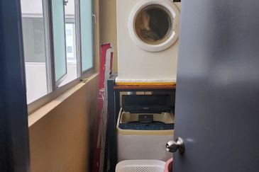 Puncak Hijauan (Hijauan Heights)