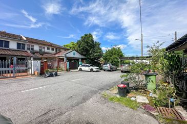 Kampung Sungai Kantan