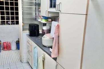 Baiduri Apartment @ Desa Pandan