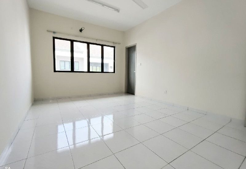 Laman Delfina @ Nilai Impian