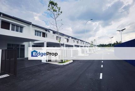 2 Storey Terrace House Emilia Lakeside 1 Nilai Impian, Negeri Sembilan, Nilai