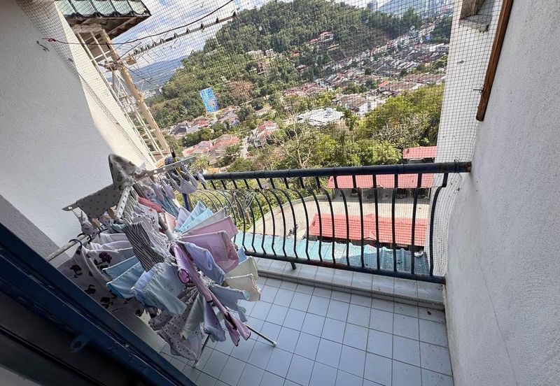 Desa View Towers Apartment