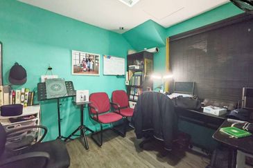 Taman Desa Keramat AU2