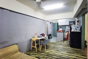 Saujana Ria Apartment