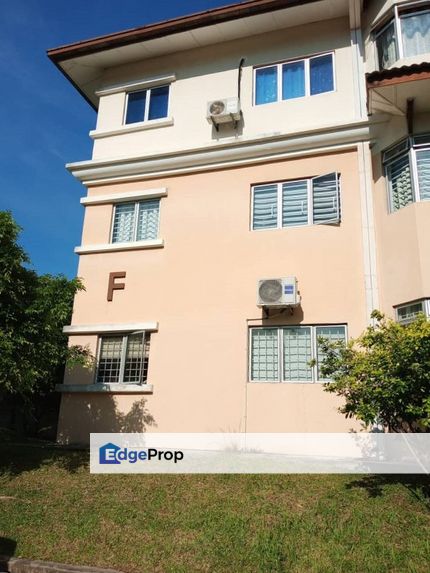 Ground Floor Vista Seri Putra Apartment, Bandar Seri Putra, Bangi, Selangor, Bangi