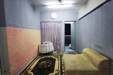 Saujana Ria Apartment