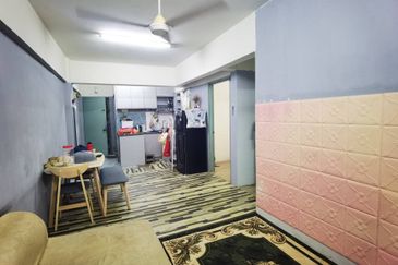 Saujana Ria Apartment