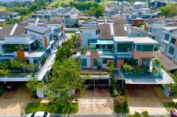 Bangi Lakehill Villas