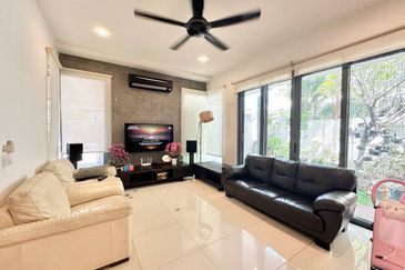 Bangi Lakehill Villas