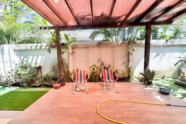 Bangi Lakehill Villas