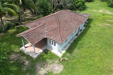 Pantai Pengkalan Balak