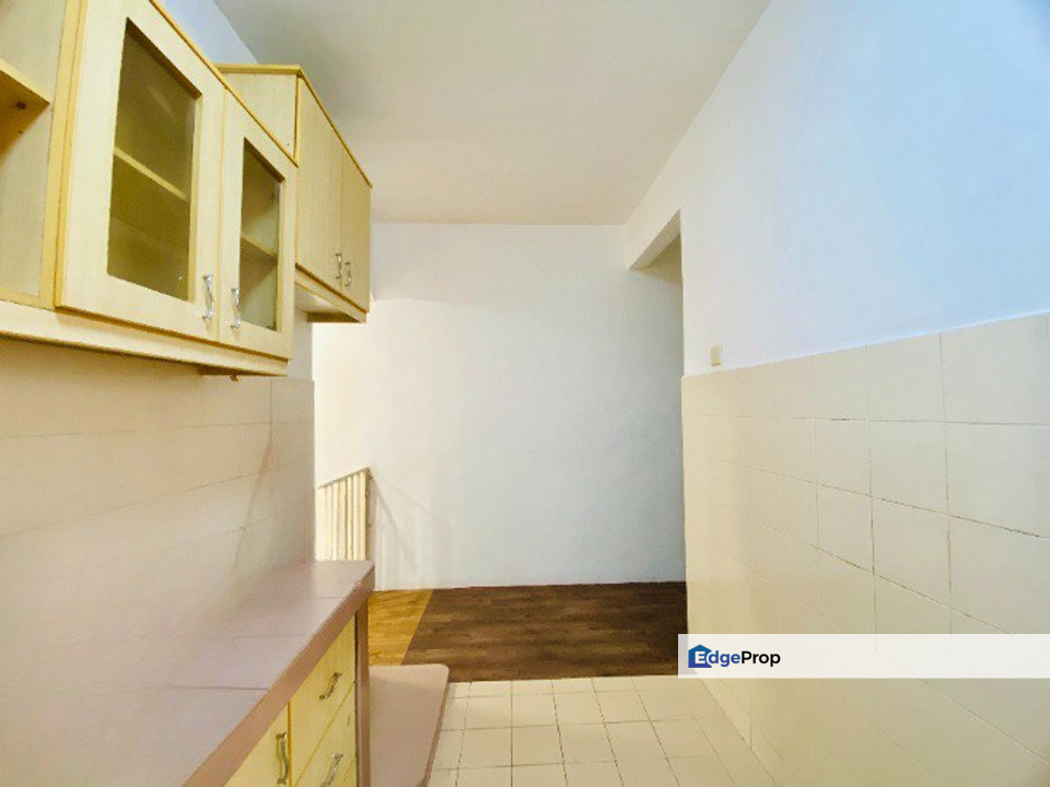 Newly Renovated 1st Floor Sri Melor Apartment Ukay Perdana Ampang, Selangor, Ampang