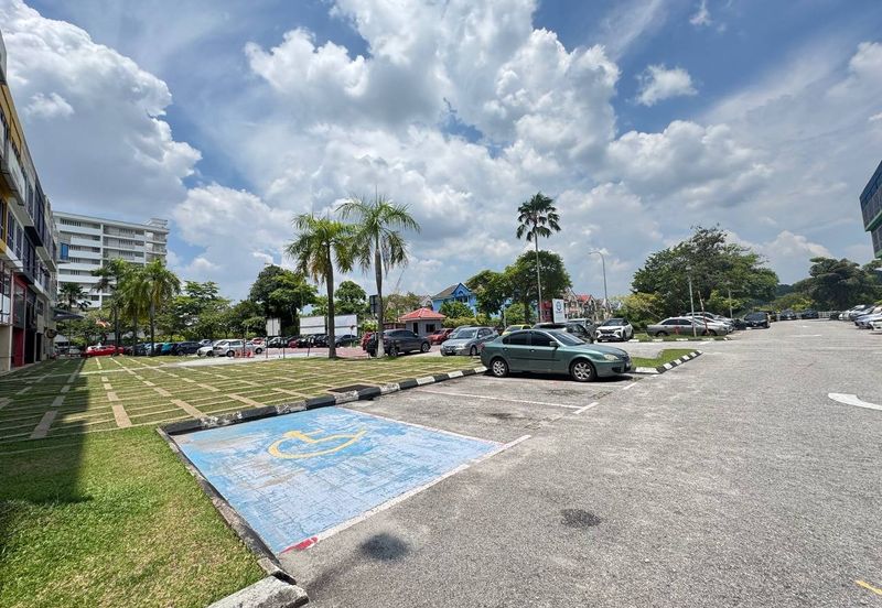 Pusat Komersial Seksyen 7