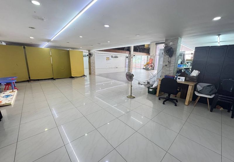 Pusat Komersial Seksyen 7