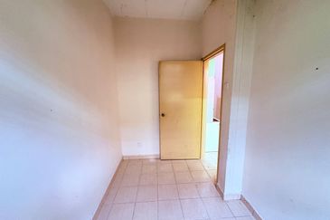 Bandar Laguna Merbok