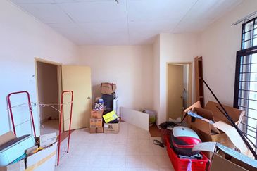 Bandar Laguna Merbok