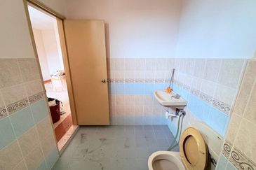 Bandar Laguna Merbok