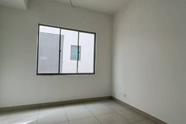 Lake Point Residence