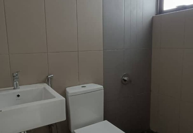 Lake Point Residence