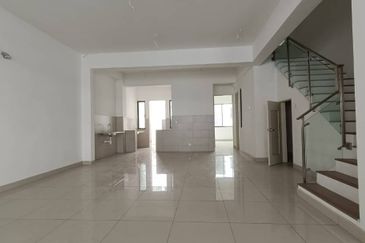 Lake Point Residence