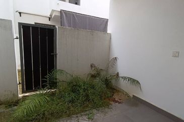 Lake Point Residence