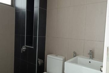 Lake Point Residence