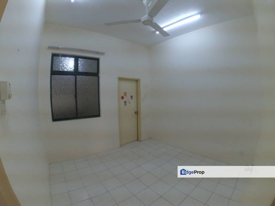 FREEHOLD Double Storey Taman Warisan Indah Kota Warisan Sepang, Selangor, Sepang