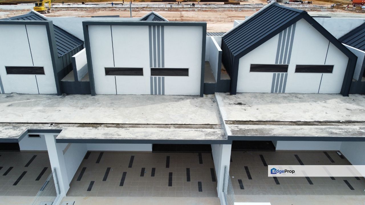 Freehold Single Storey Terrace J1 Residence Jenderam Dengkil, Selangor, Dengkil