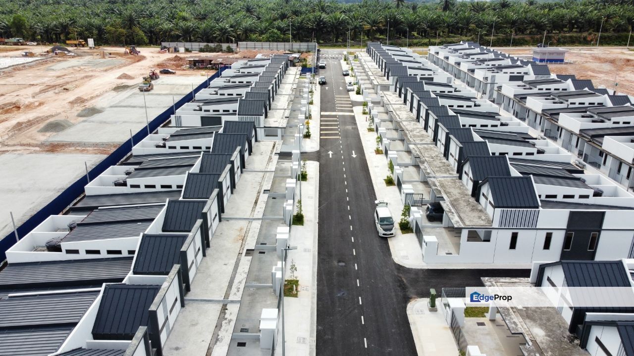 Freehold Single Storey Terrace J1 Residence Jenderam Dengkil, Selangor, Dengkil