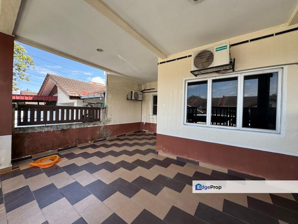 Seksyen 3 Bandar Bukit Mahkota Fully Renovated 1Storey Terrace, Selangor, Bangi