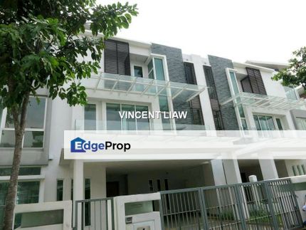 3 Sty Semi-D Villas with Lift & Pool - Pool Villa, Selangor, Tropicana