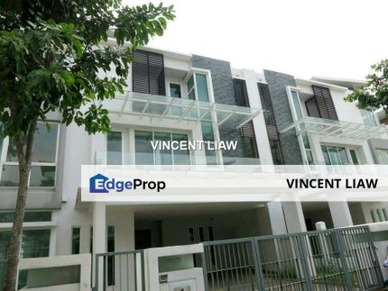 3 Sty Semi-D Villas with Lift & Pool - Pool Villa, Selangor, Tropicana