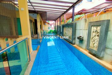 Seksyen 11, Kota Damansara