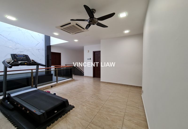 Seksyen 11, Kota Damansara