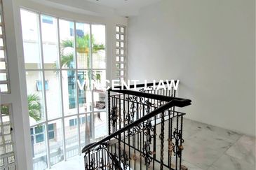 Tropicana Golf & Country Resort