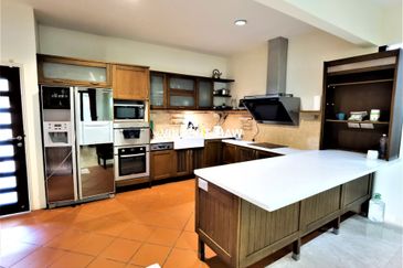 Tropicana Golf & Country Resort