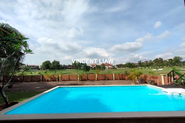 Tropicana Golf & Country Resort